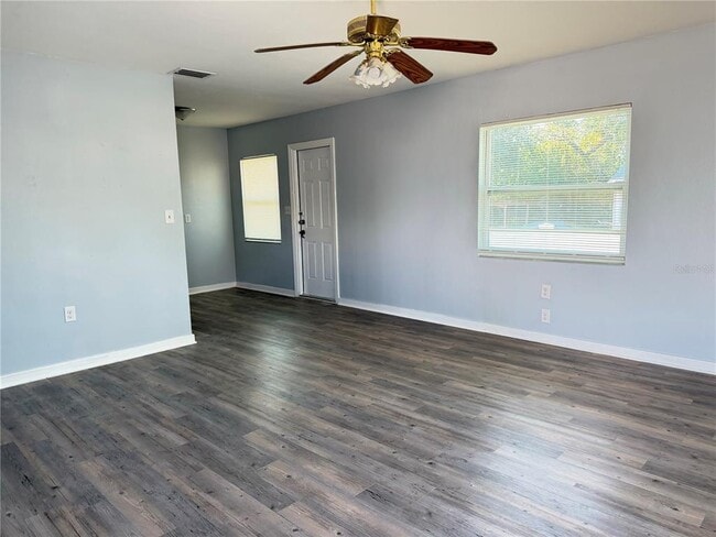 Photo - 1481 Drew St