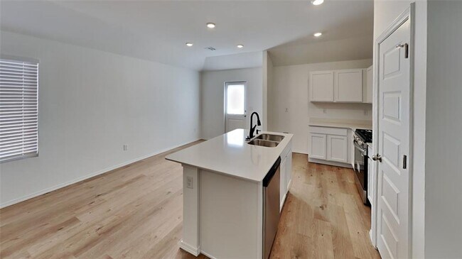 10041 Blackjack Rd