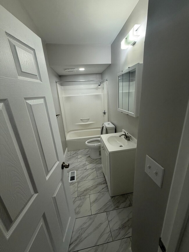 Photo - 11 Caroline St Unit 1