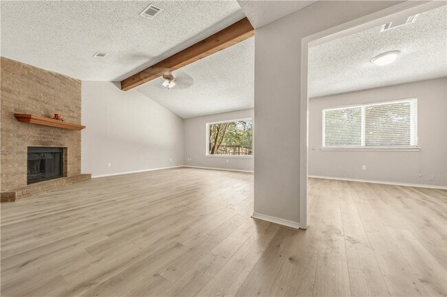 Photo - 804 Val Verde Dr