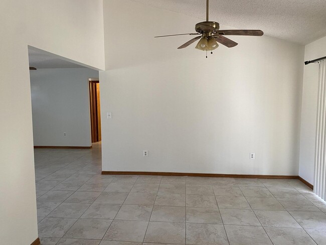 Photo - 4165 Fishermans Pl