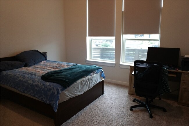 Photo - 16626 Lake Austin St