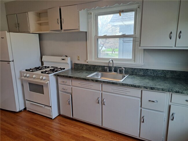 Photo - 811 Portland Ave