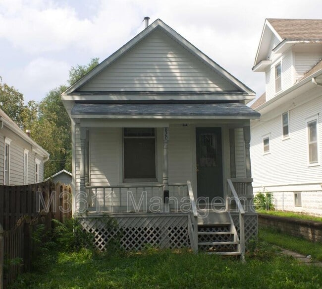 Building Photo - 820 Charleston St Rental