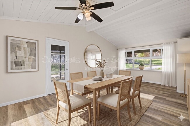 Photo - 62 Capitol Hill Dr