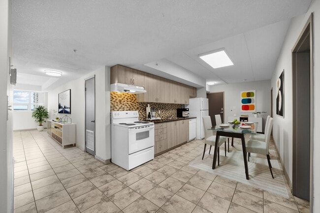 Building Photo - The MARQ