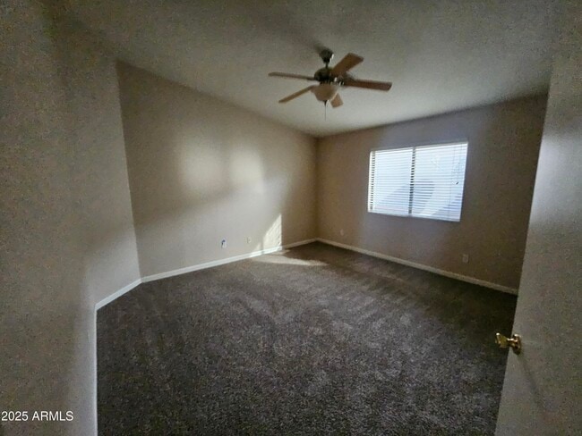 Photo - 842 E Impreria St