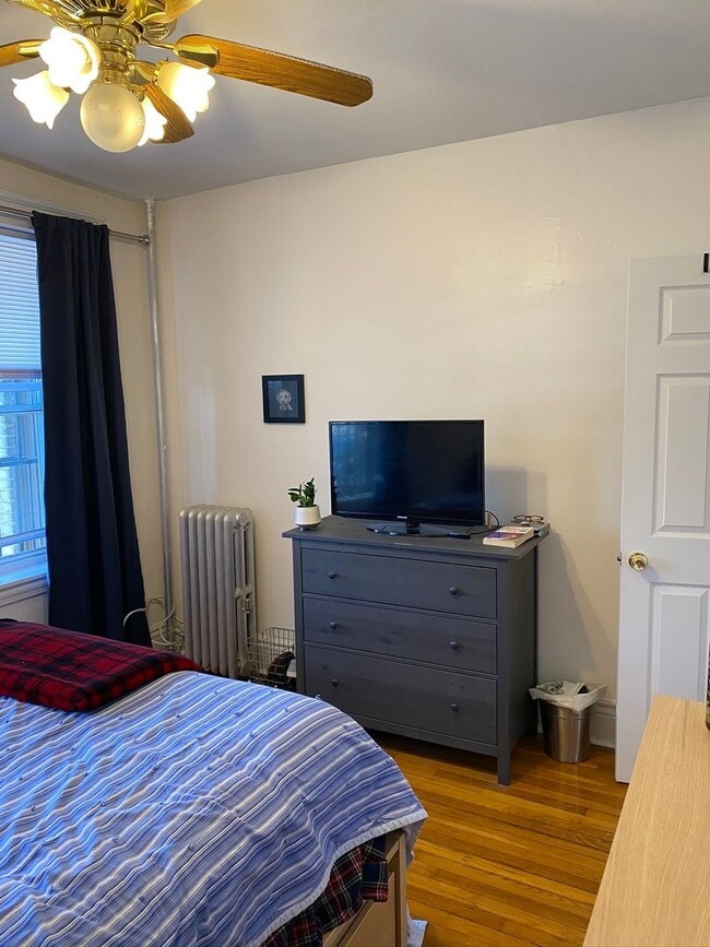 Photo - Beautiful renovated unit in Brighton available July 1st!