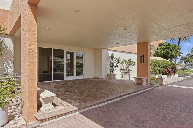 Photo - 4401 Gulf of Mexico Dr Unit 907