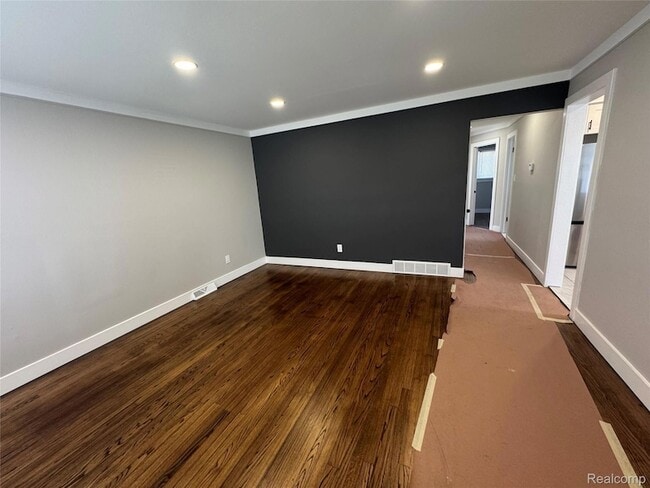 Photo - 12107 Centralia