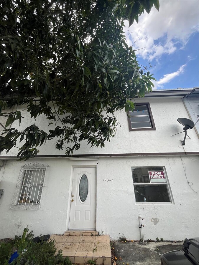 Photo - 19363 NW 45th Ave