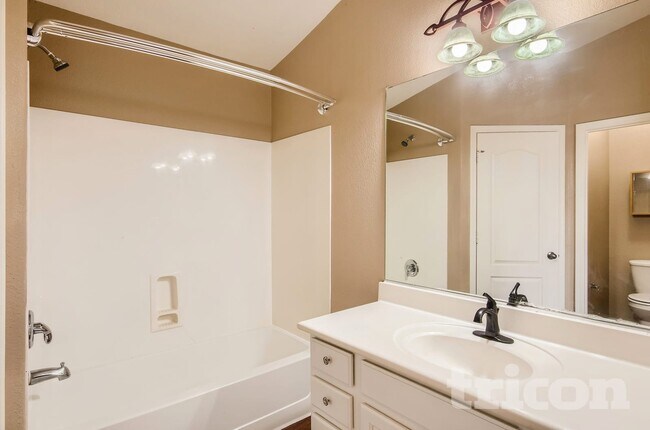 Photo - 22671 Scott Dr