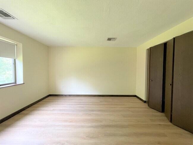 Photo - 555 Main St Unit 202