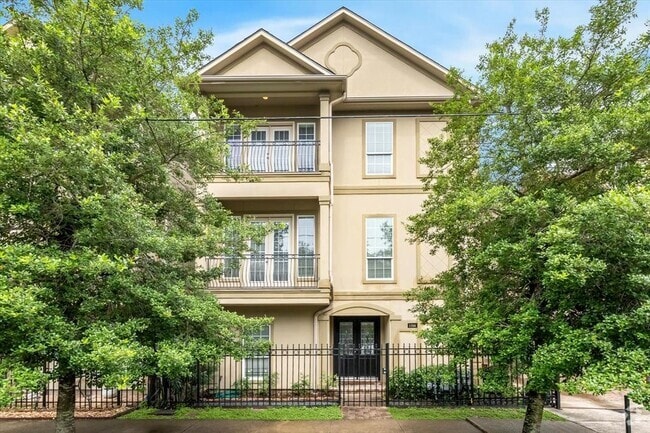 Building Photo - 1316 Birdsall St Rental
