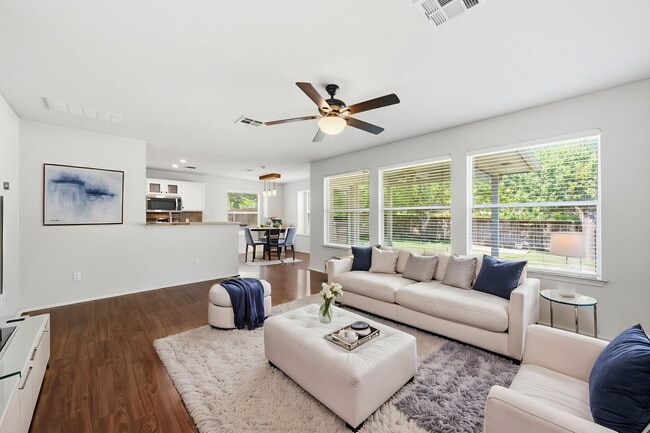 Photo - 1506 Fort LLoyd Pl
