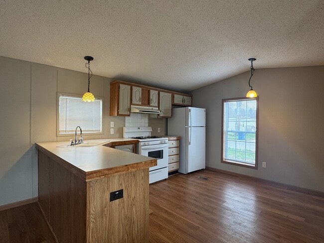 Photo - 4103 Lady Slipper Dr