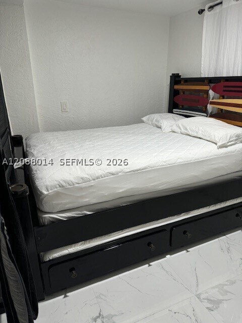 14661 Pierce St Unidad 0