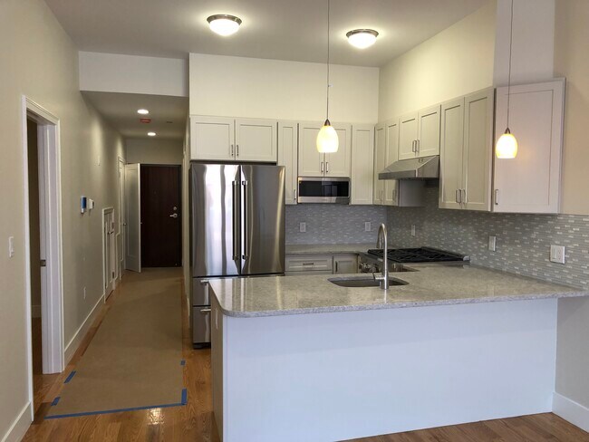 Photo - 725 Boylston St Unit 33
