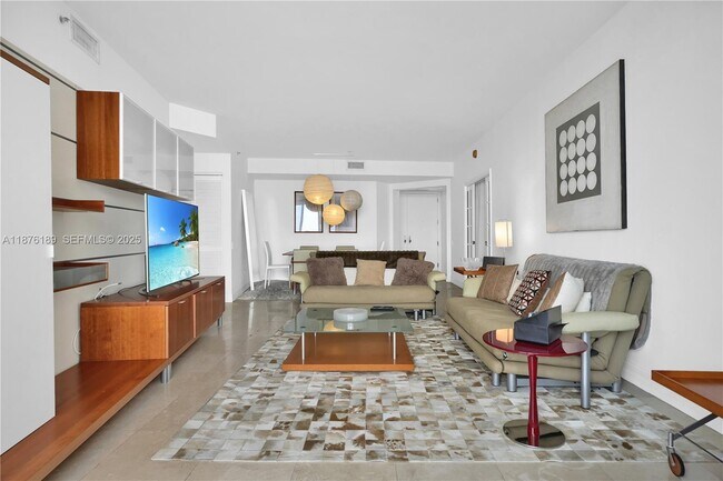 Photo - 808 Brickell Key Dr Unidad 2506