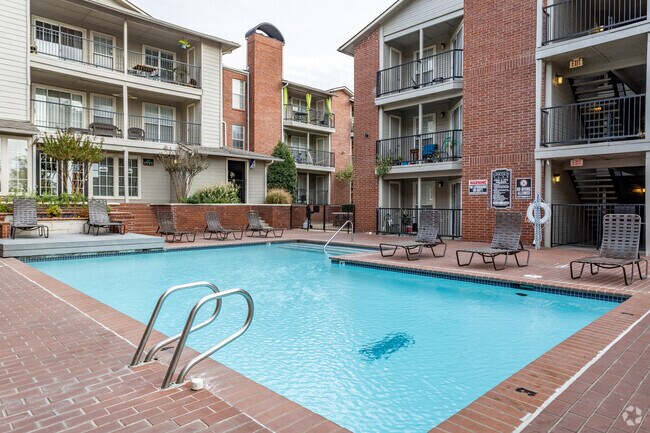 Building Photo - Lincoln Park Apartments