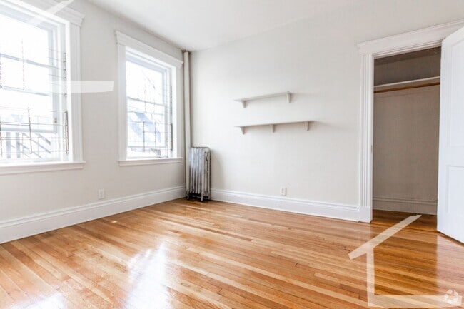 Building Photo - No Brokers Fe, No Security Deposit, Heat H... Rental