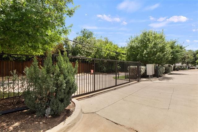 Photo - 4914 Live Oak St
