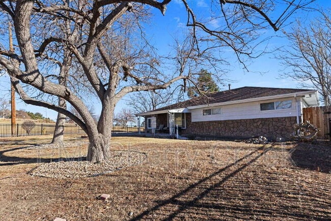 Photo - 4890 Ames St