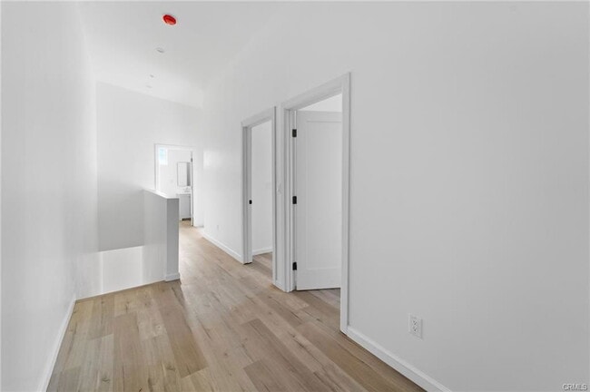 Photo - 8512 Wilbur Ave