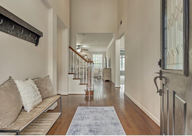 Photo - 47 Firethorn Pl