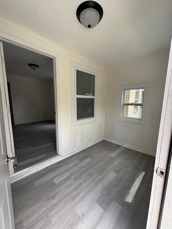 Photo - 1997 W 20th St