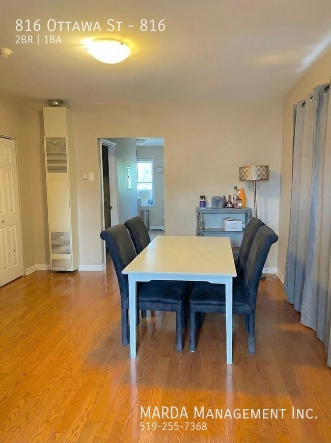 Photo - CHARMING 2 BED/1BATH APT ON OTTAWA + HYDRO & GAS! Unit 816