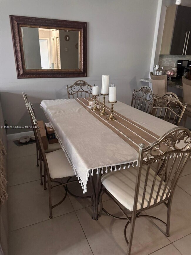 Photo - 4124 NW 88th Ave Unidad 203