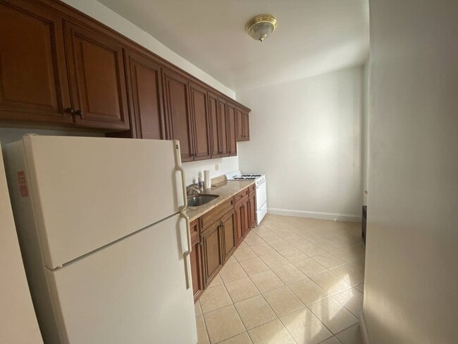 Photo - 8302 6th Ave