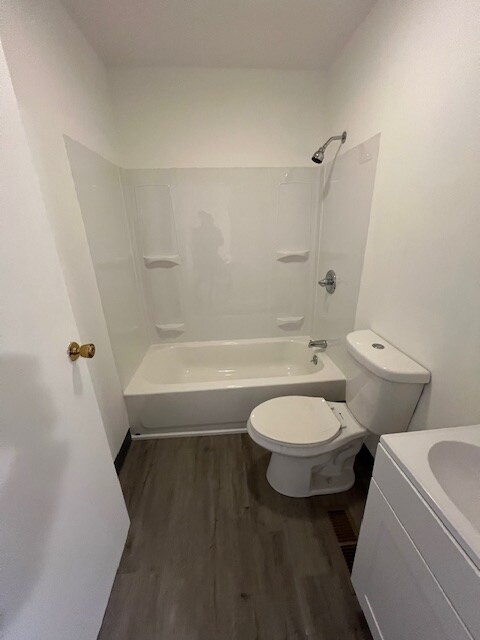 Photo - 616 Evergreen Ave Apartment Unit 3