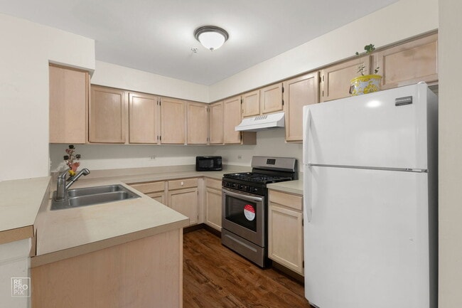Photo - 1429 Orleans Dr