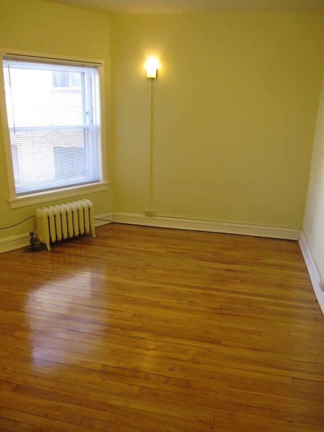 Photo - 10 E. Gorham