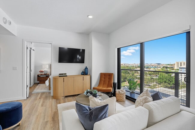 Photo - Atlantic Square