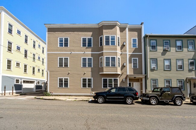 Photo - 209 D St Unit 2