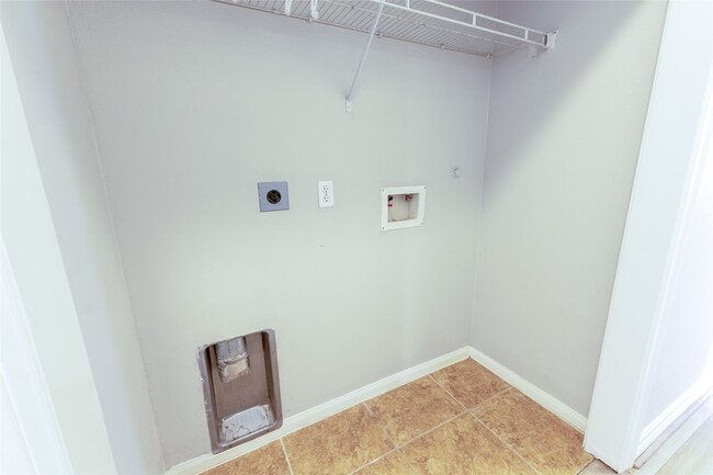 Photo - 11510 Alcott Dr