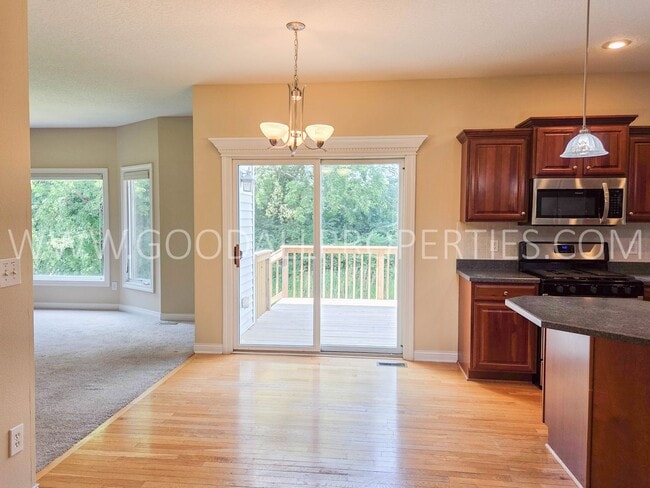 Photo - 14405 Clearview Ln
