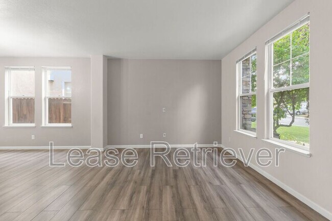 Photo - 4244 Lindsey Ln