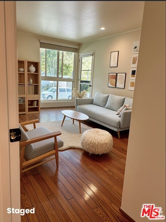 Building Photo - 911 Kings Rd Unit 102 Rental