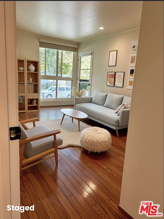 Building Photo - 911 Kings Rd Unit 102 Rental