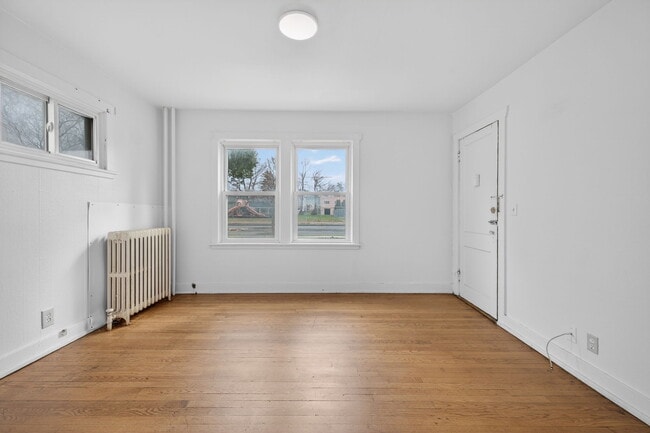 Living Room (1BR)