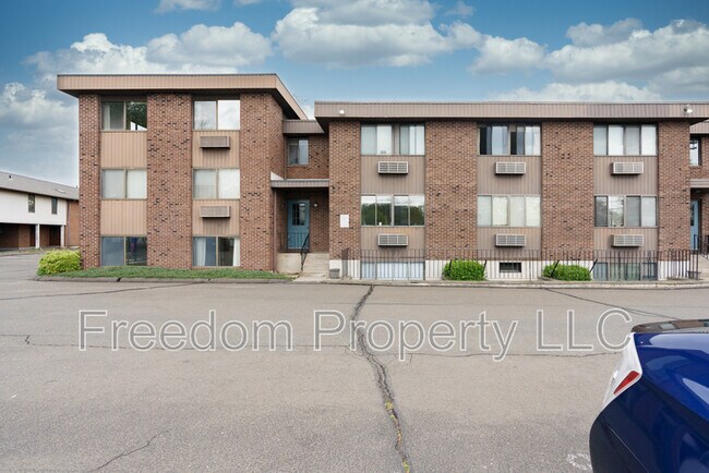 Photo - 65 East St Unit 24