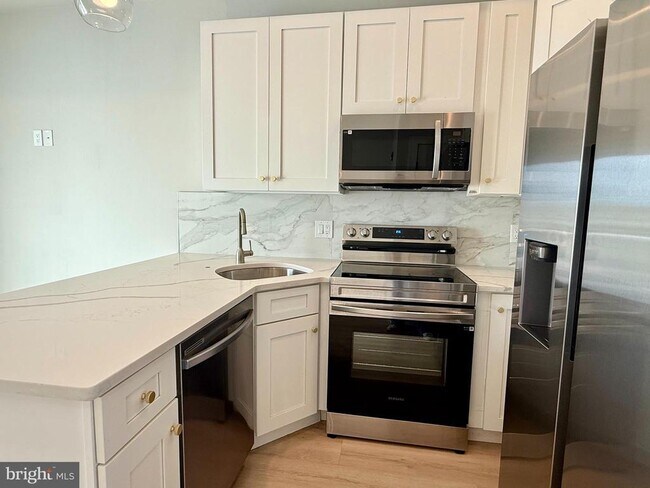 Photo - 2421 Frankford Ave Unit 3