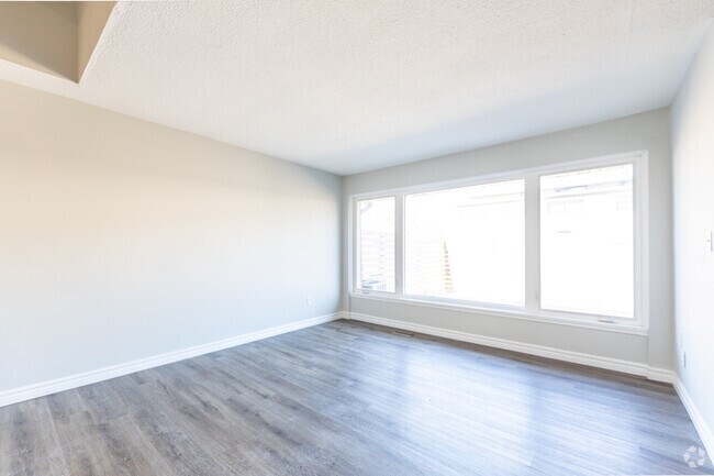 3BR, 2BA - 1,200SF - Living Room