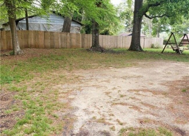 289 Norris Rd