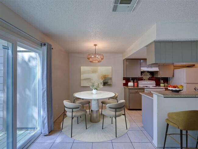 Photo - 3438 Willowrun Dr