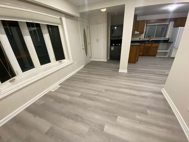 Photo - 35 Amberley Dr Unit 1 (Main Floor)